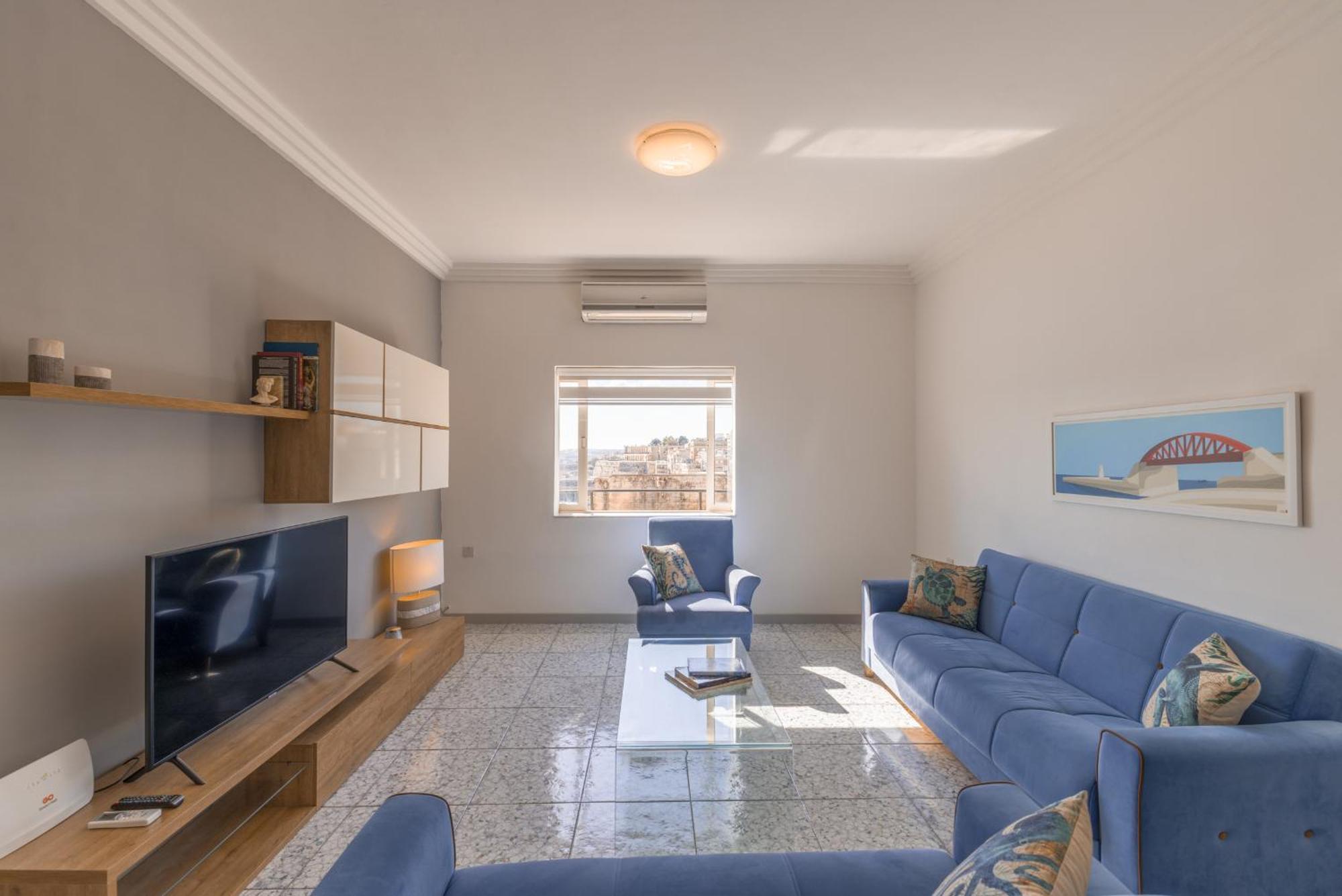 Harbour View - Large 2Br Apartment Валетта Экстерьер фото